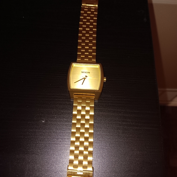 Watch - Picture 4 of 6